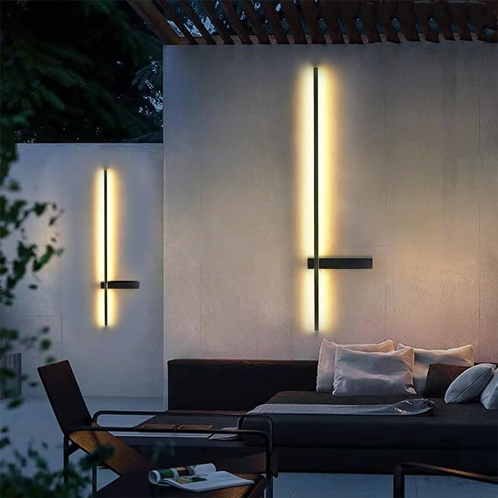 Modern Black Aluminum LED Outdoor Wall Light with Interlaced Design
