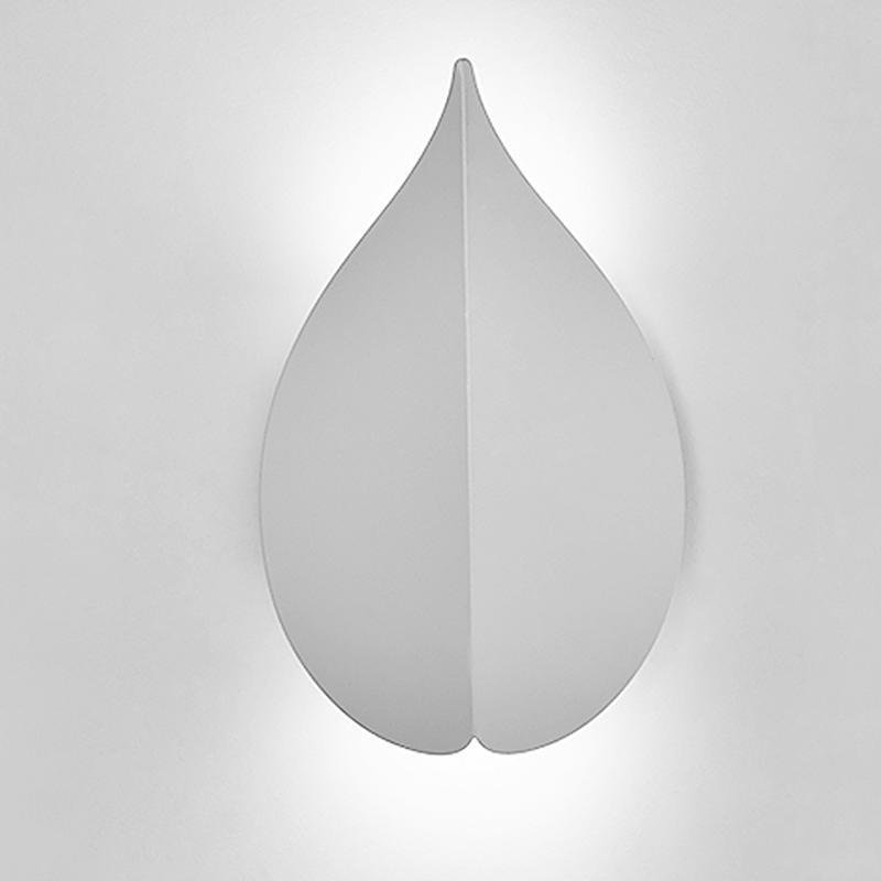 Modern Leaf Shaped Wall Sconce – Acrylic & Metal LED Light