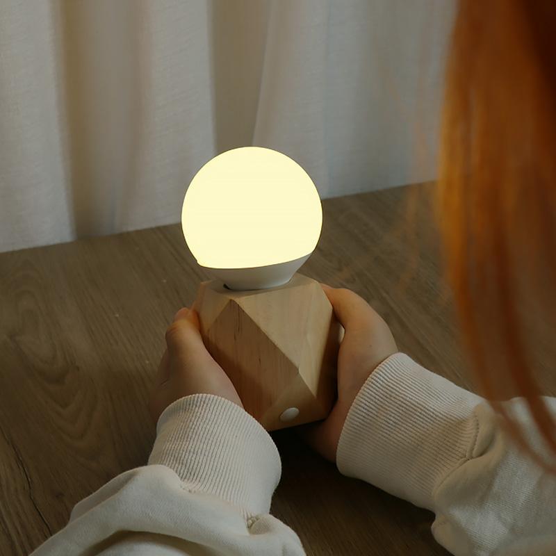 Geometric Wooden Base Touch Table Lamp with USB Charging Port
