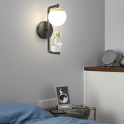 Modern Astronaut LED Wall Light with 3-Step Dimming