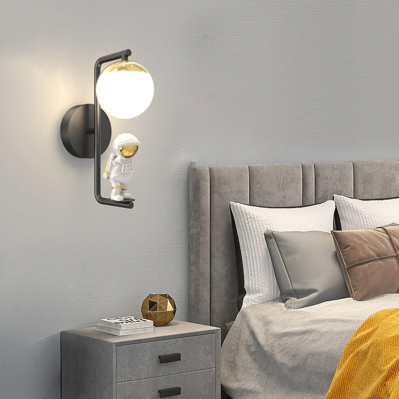 Modern Astronaut LED Wall Light with 3-Step Dimming