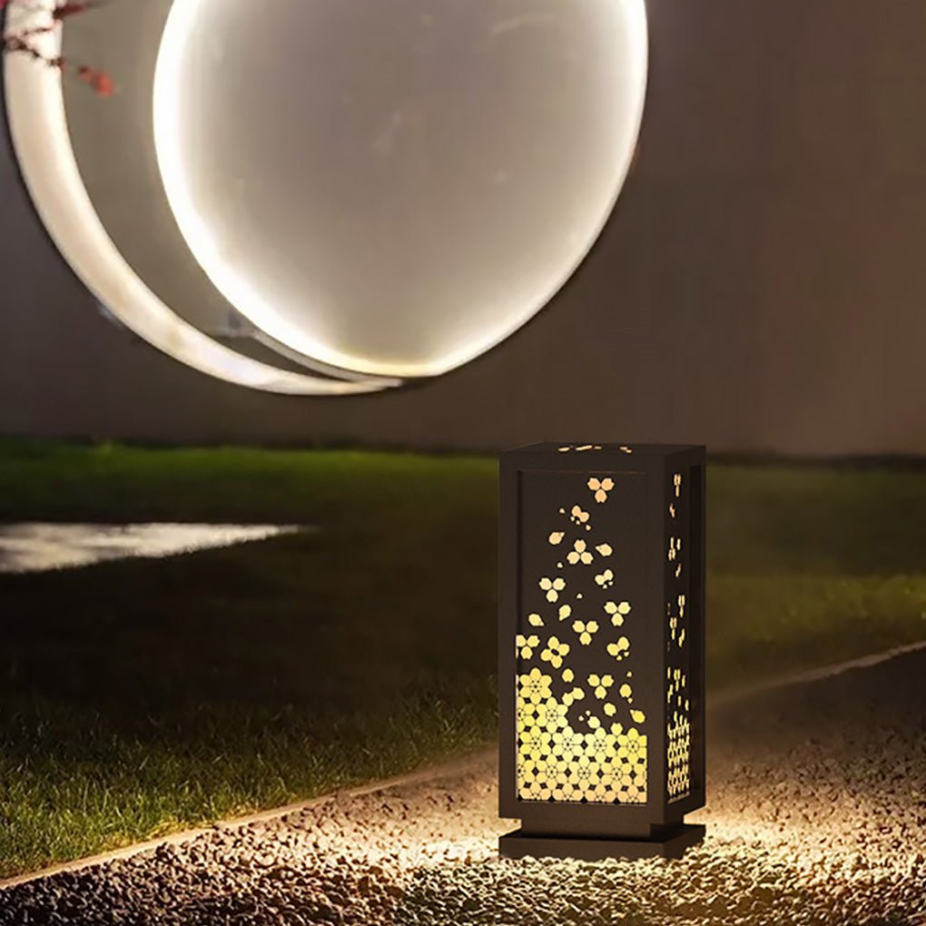 Carved Floral Garden Light – Resin & Steel Outdoor Landscape Lamp