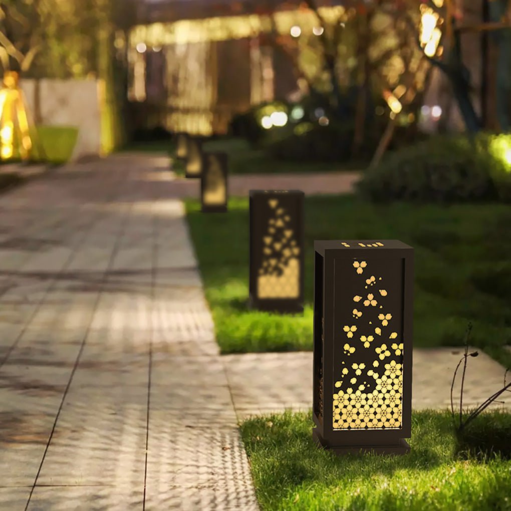 Carved Floral Garden Light – Resin & Steel Outdoor Landscape Lamp