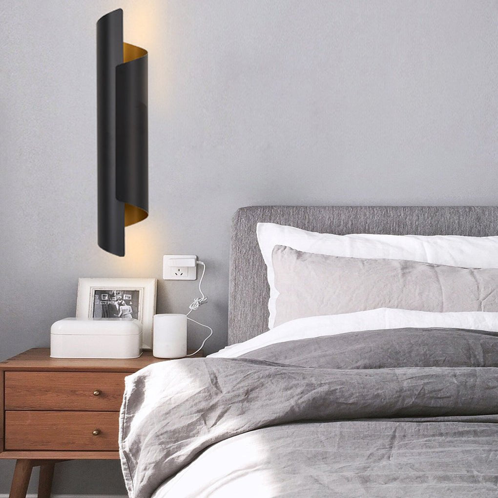 Modern Curved Metal Wall Sconce - LED Iron Arc Light