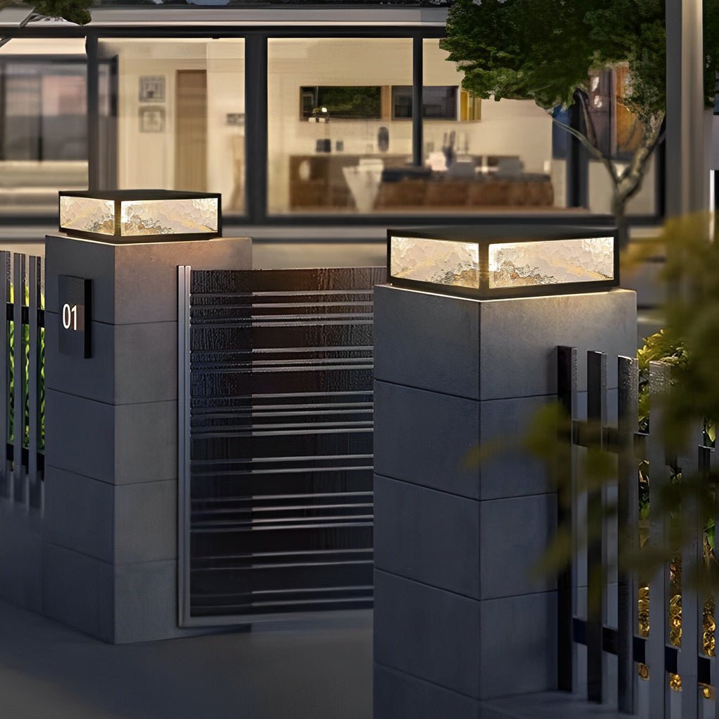 Modern Solar LED Outdoor Post Light Aluminum Fence Pillar Lamp