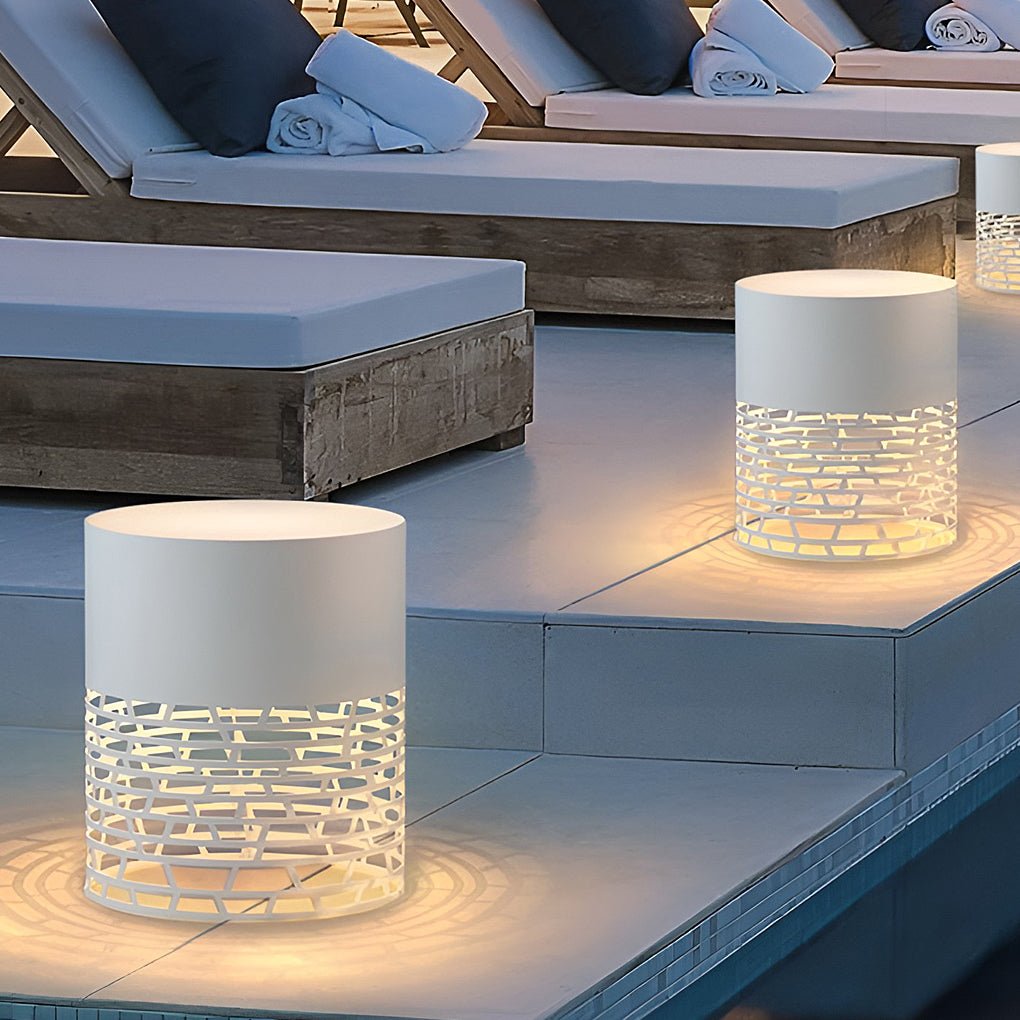 Hollow Mesh LED Cylinder Light Freestanding Outdoor Garden Lamp