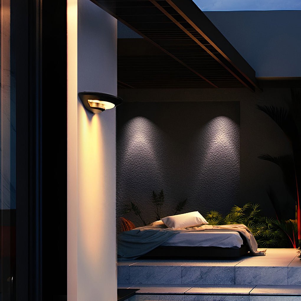 Modern LED Outdoor Wall Light | Industrial Aluminum Design