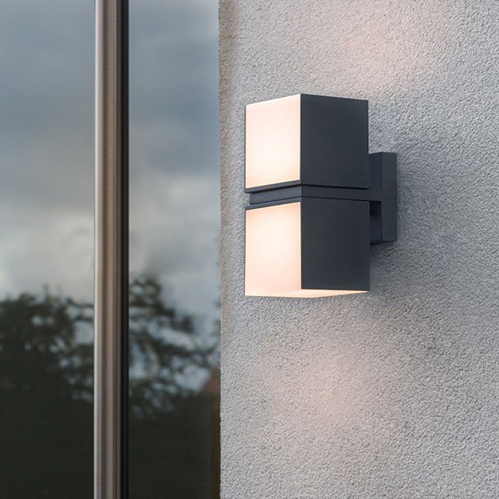 Modern Outdoor LED Wall Light – Waterproof Black Aluminum Sconce