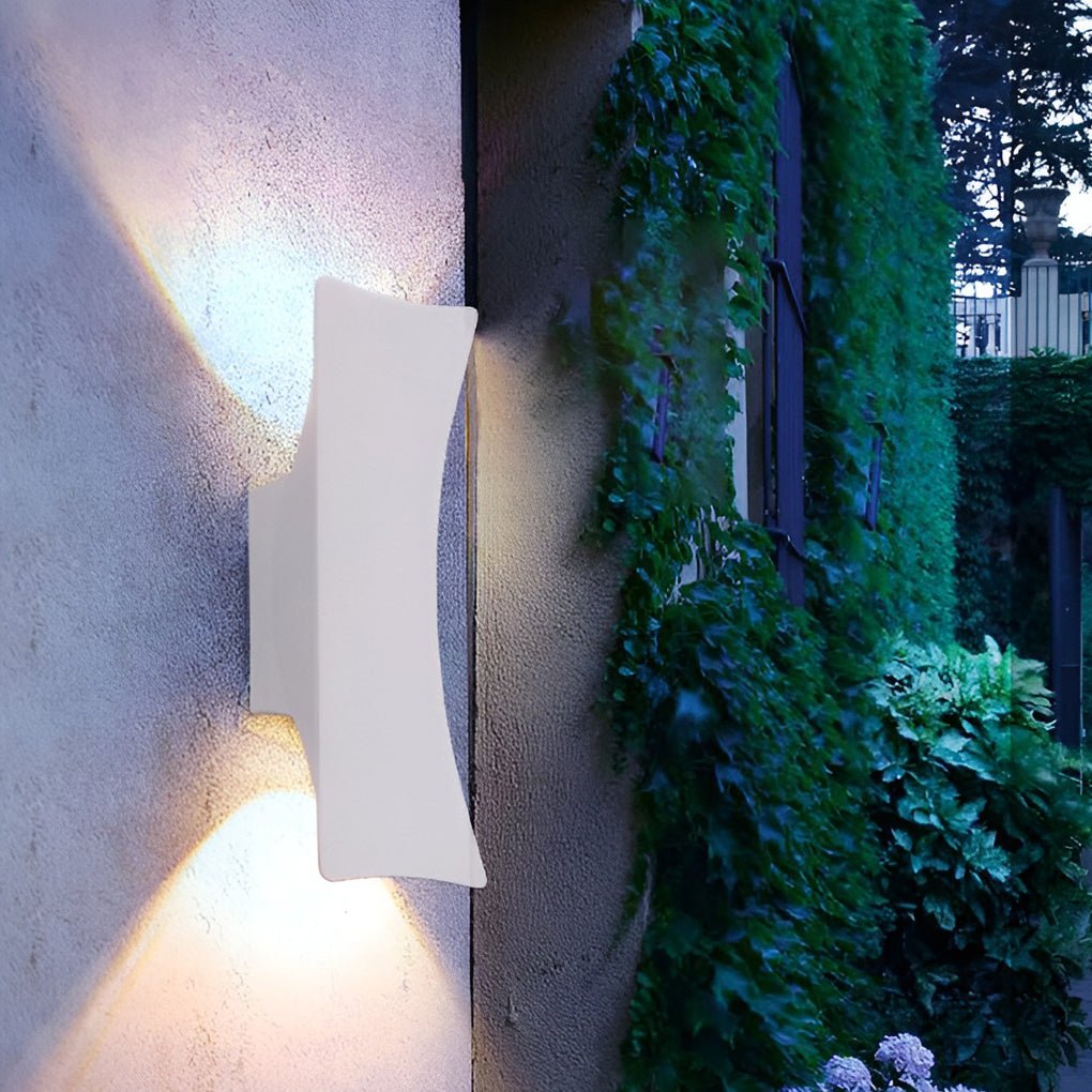 LED Outdoor Wall Light – Up Down Arc Design – Aluminum IP65