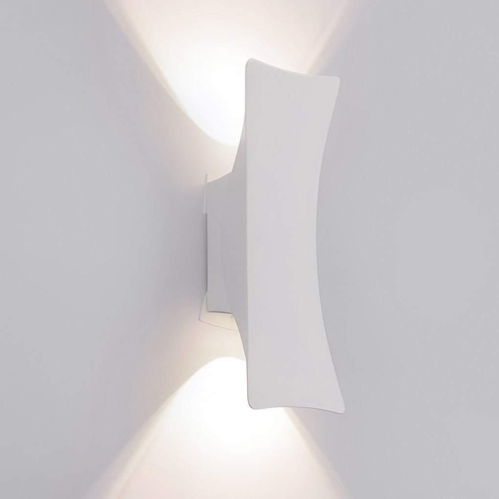 LED Outdoor Wall Light – Up Down Arc Design – Aluminum IP65