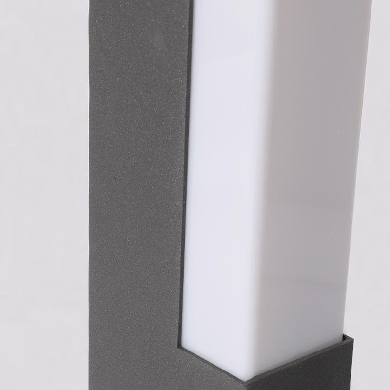 Modern Tall Aluminum LED Pathway Lights - Outdoor Bollard Lighting