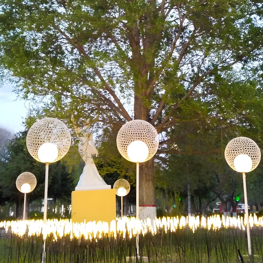 Dandelion Sphere Outdoor Pole Light Modern LED Garden Lighting