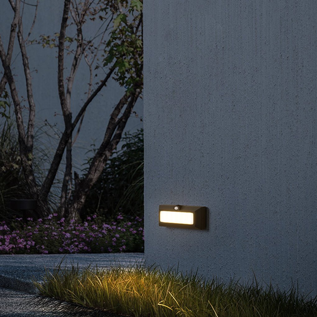 Motion Sensor LED Step Light – Aluminum & Glass Outdoor Wall Light