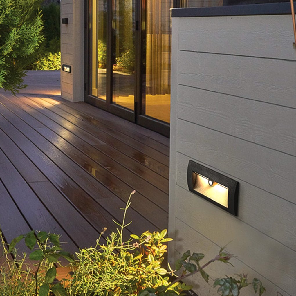 Motion Sensor LED Step Light – Aluminum & Glass Outdoor Wall Light