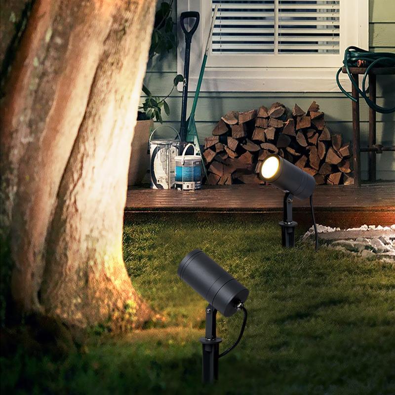 Adjustable Aluminum LED Outdoor Spotlight - Modern Black Garden Light