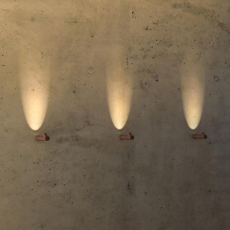 Slender Tube LED Waterproof Outdoor Wall Light - Modern Minimalist