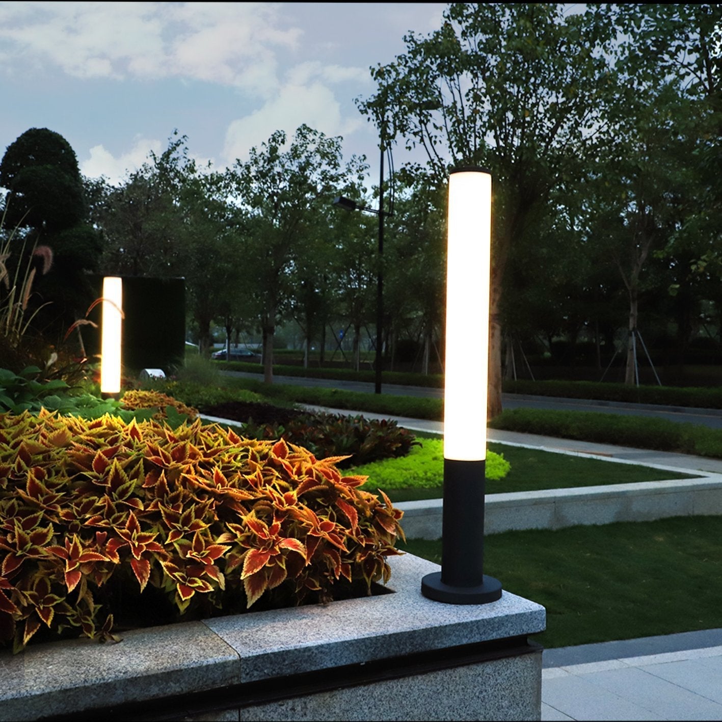 Slender Cylindrical LED Bollard Light for Pathway & Garden Outdoor