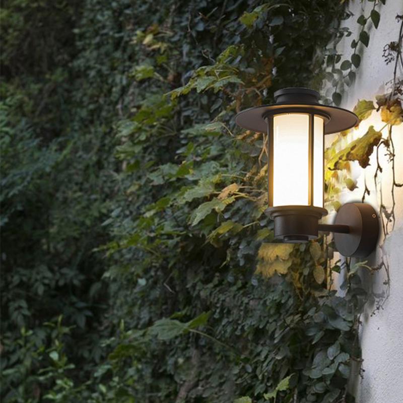 Top Hat Retro Outdoor Wall Light – Waterproof LED Aluminum Black