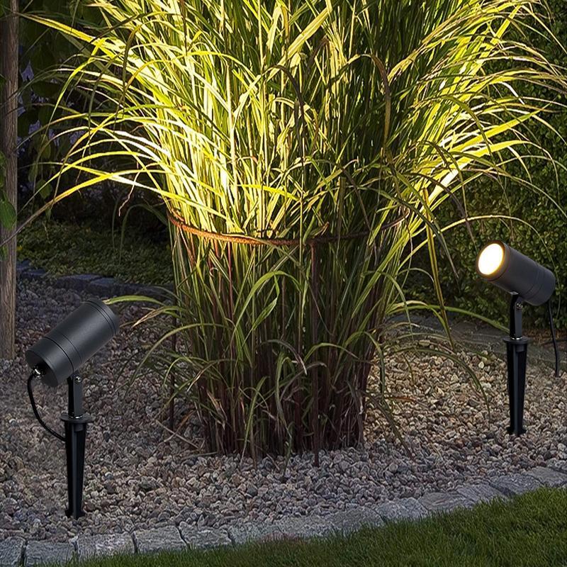 Adjustable Aluminum LED Outdoor Spotlight - Modern Black Garden Light