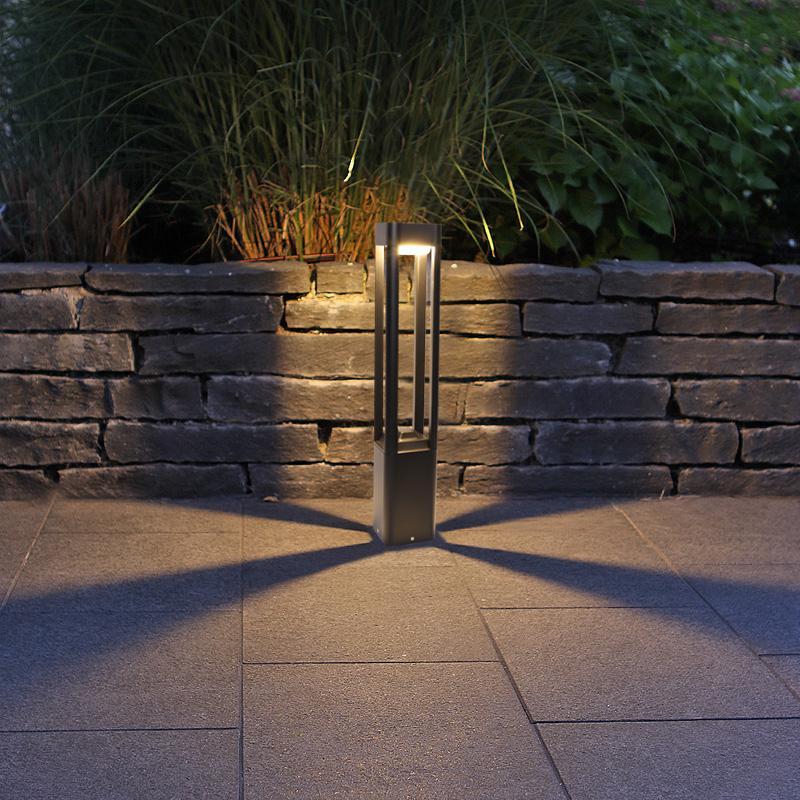 Modern Aluminum LED Bollard Light — Outdoor Pathway Lighting