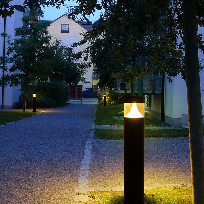 Modern Black Aluminum LED Post Light Waterproof Outdoor Lamp