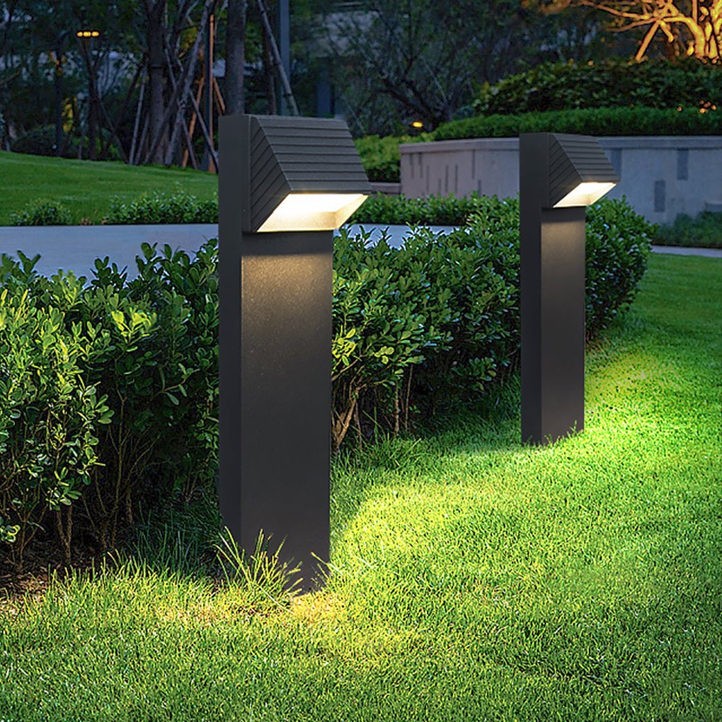 Black LED Lawn Light Minimalist Waterproof Outdoor Lighting
