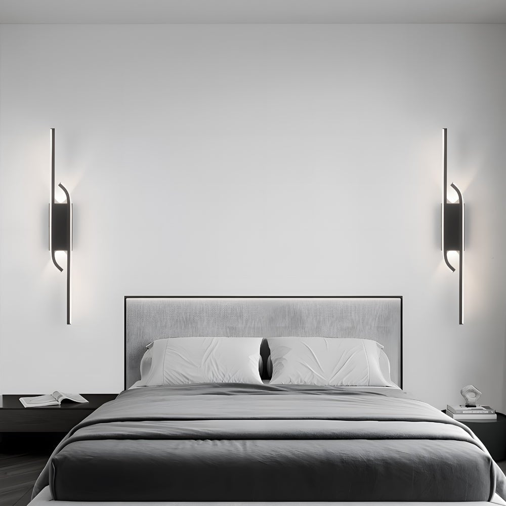 Modern Linear LED Wall Light | Black Aluminum Minimalist Design