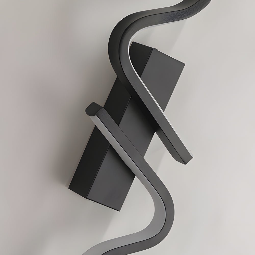 Modern Wave Aluminum LED Wall Light with 3-Step Dimming