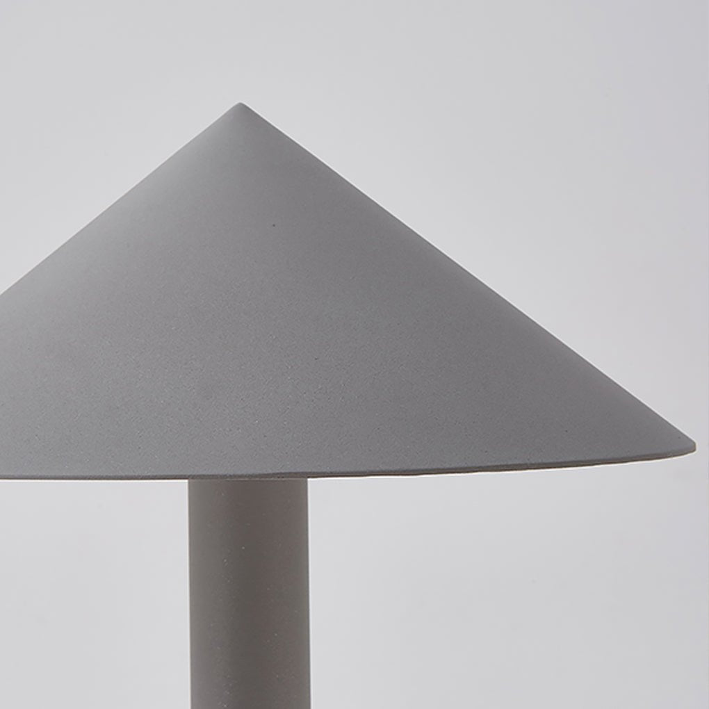 Modern Umbrella-Shaped LED Post Light for Outdoor Pathways