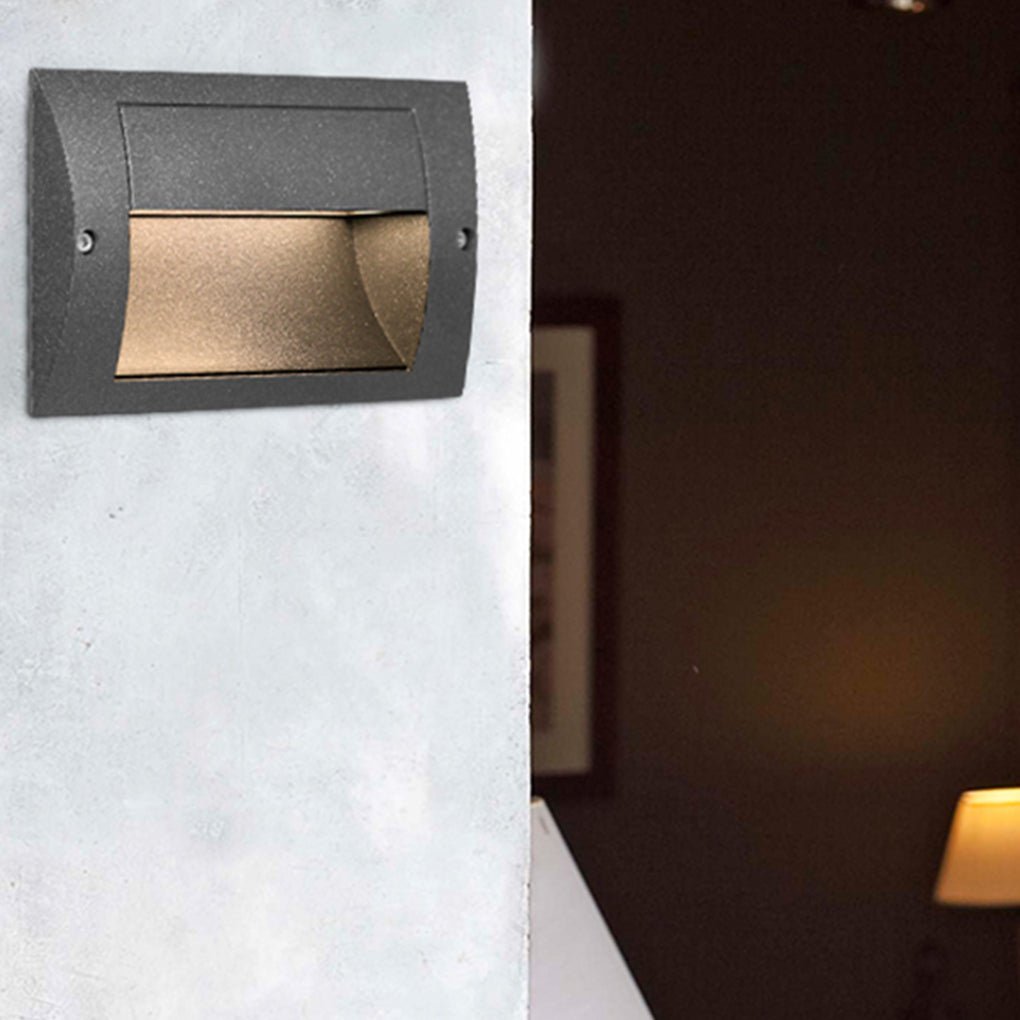 Minimalist Outdoor LED Step Light - Aluminum Wall Lamp