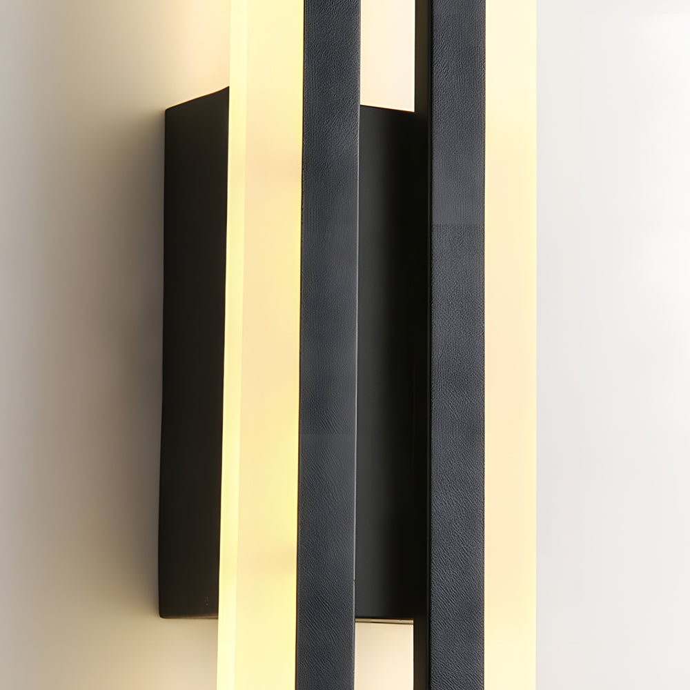 Modern 2-Light Linear LED Wall Sconce with 3-Step Dimming