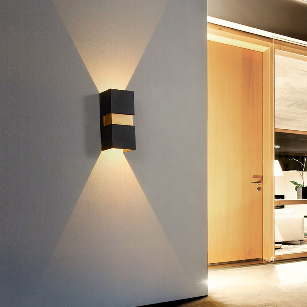 Minimalist Outdoor LED Wall Light – Aluminum & Glass Waterproof