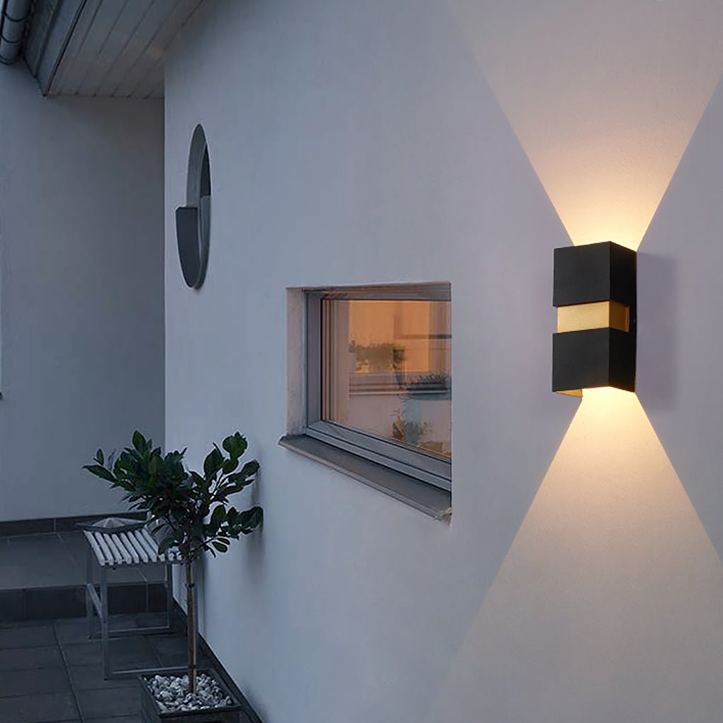 Minimalist Outdoor LED Wall Light – Aluminum & Glass Waterproof