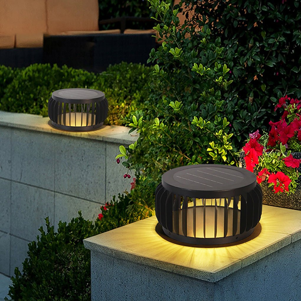 Solar LED Garden Post Light with Three-Color Dimming