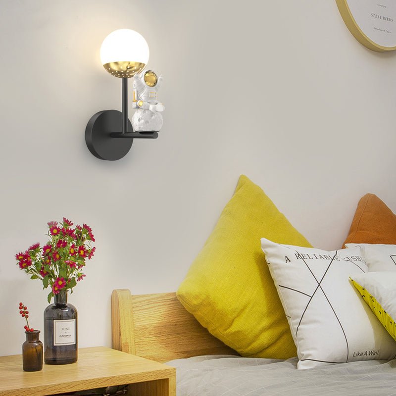 Astronaut Moon Modern LED Wall Sconce with Three-Step Dimming
