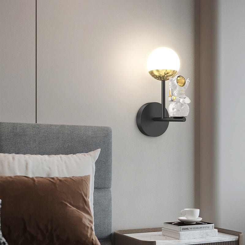 Astronaut Moon Modern LED Wall Sconce with Three-Step Dimming