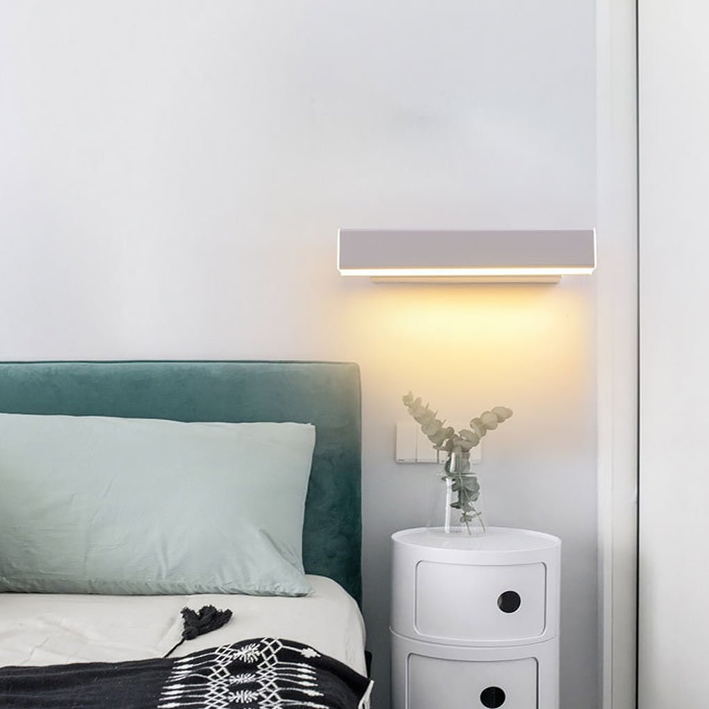 Minimalist 360° Rotatable LED Wall Light – Aluminum & Acrylic
