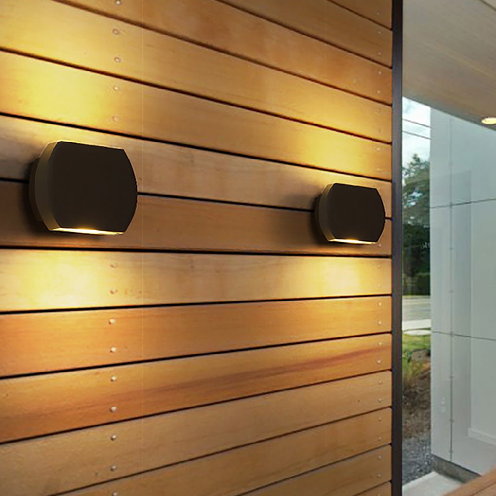 Minimalist Outdoor LED Waterproof Wall Light - Aluminum & Glass