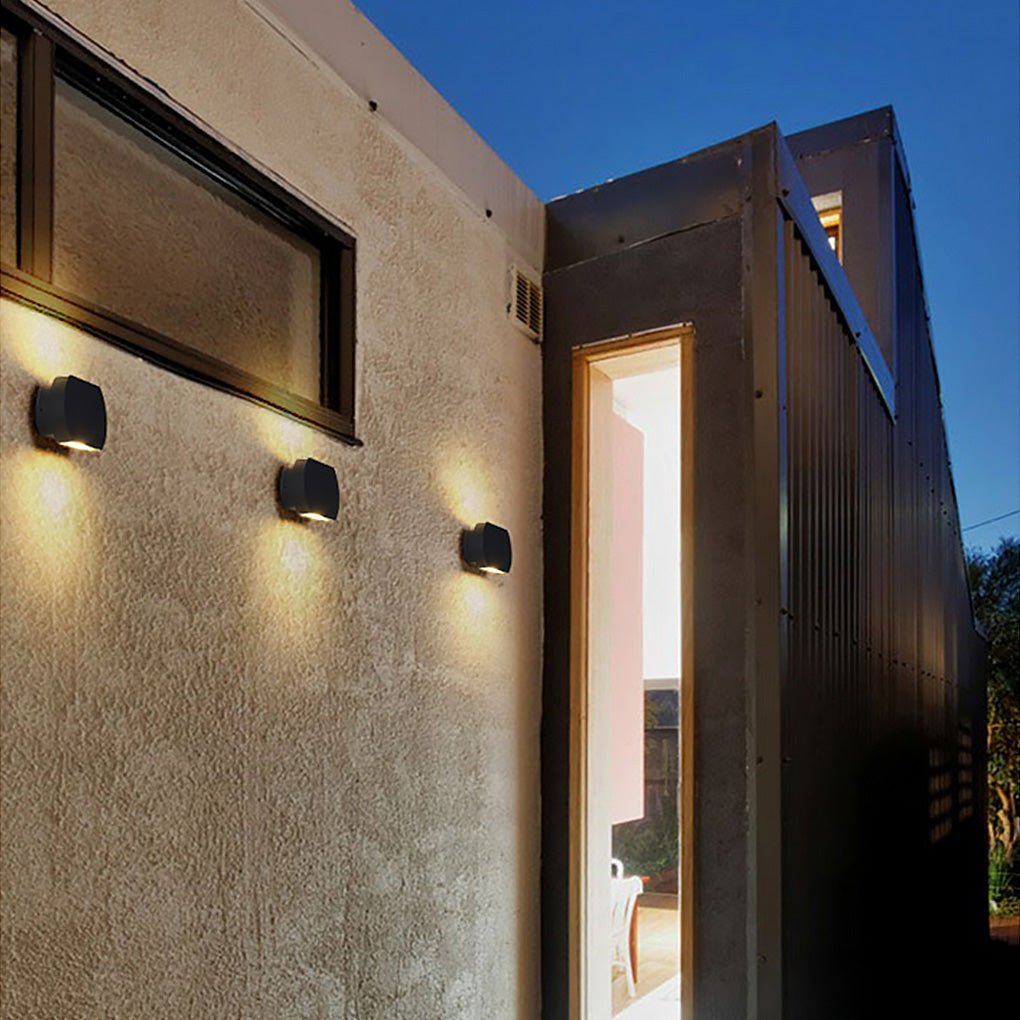 Minimalist Outdoor LED Waterproof Wall Light - Aluminum & Glass