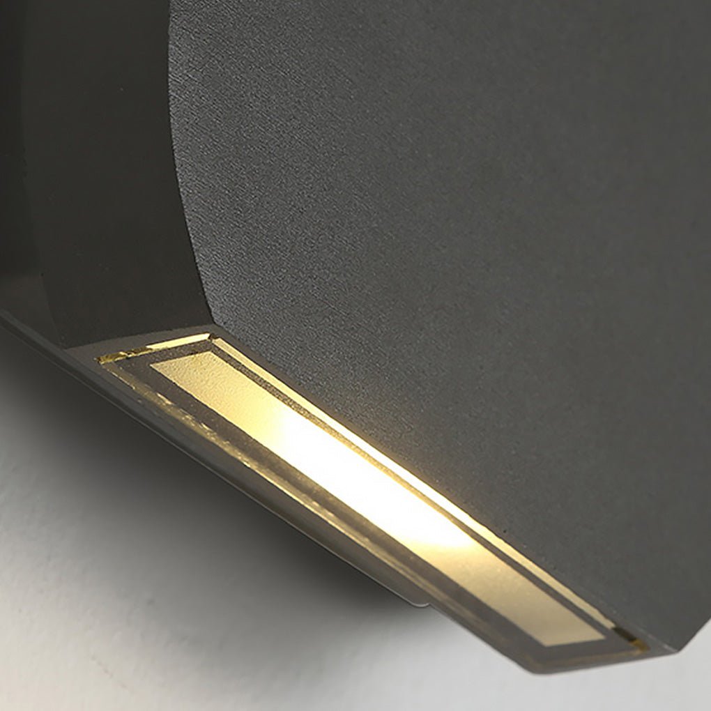 Minimalist Outdoor LED Waterproof Wall Light - Aluminum & Glass
