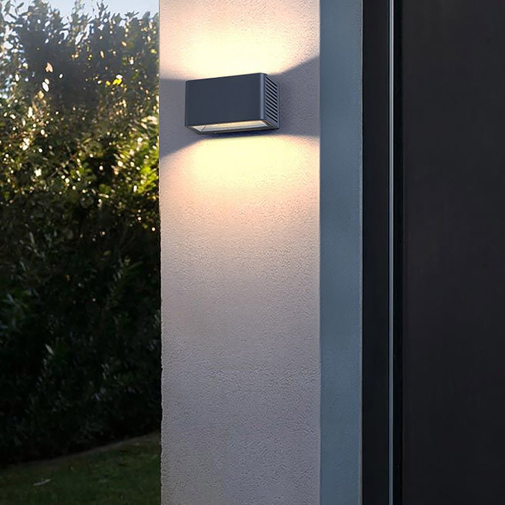 Minimalist LED Outdoor Wall Light with Up Down Lighting IP54