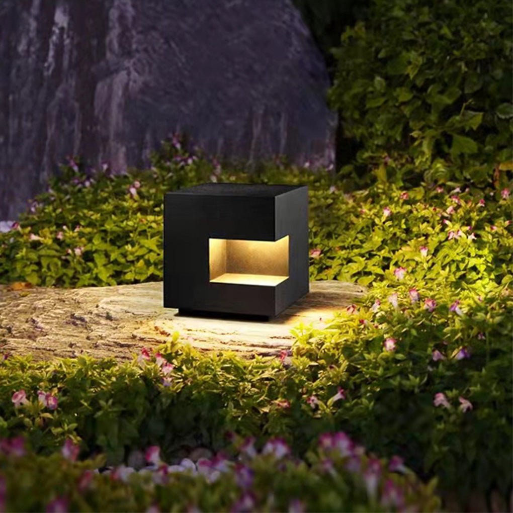 Square LED Aluminum Outdoor Landscape Light - Black