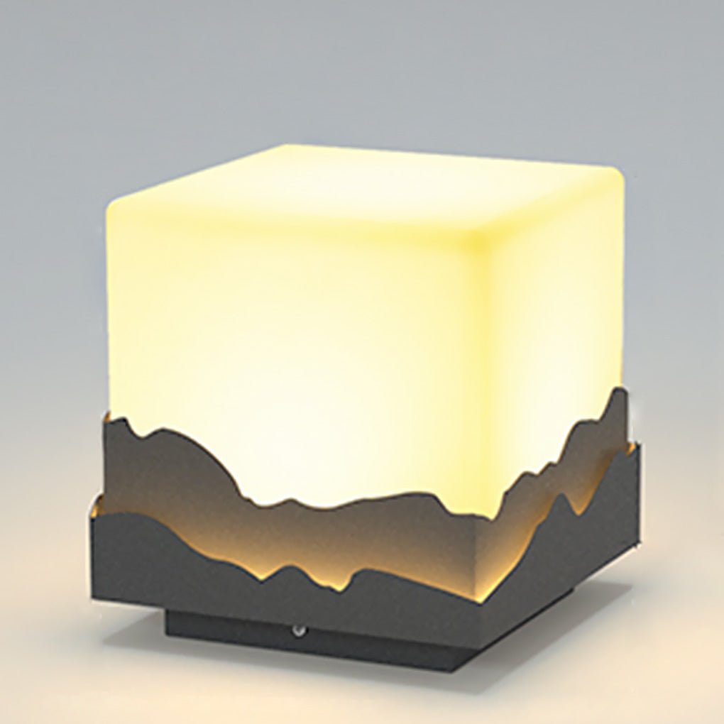 Solar Mountain Peak Post Light Waterproof LED Outdoor Landscape