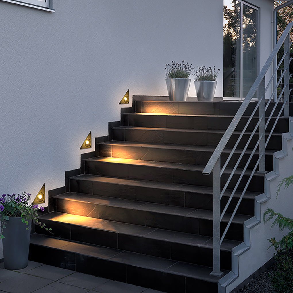 Triangle LED Step Light – Die-Cast Aluminum Outdoor Wall Mount