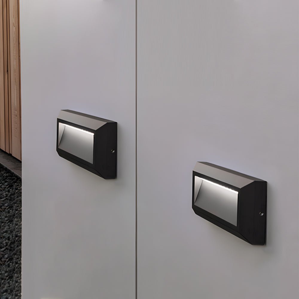Modern Aluminum LED Step Light - Outdoor Wall-Mounted Downlight