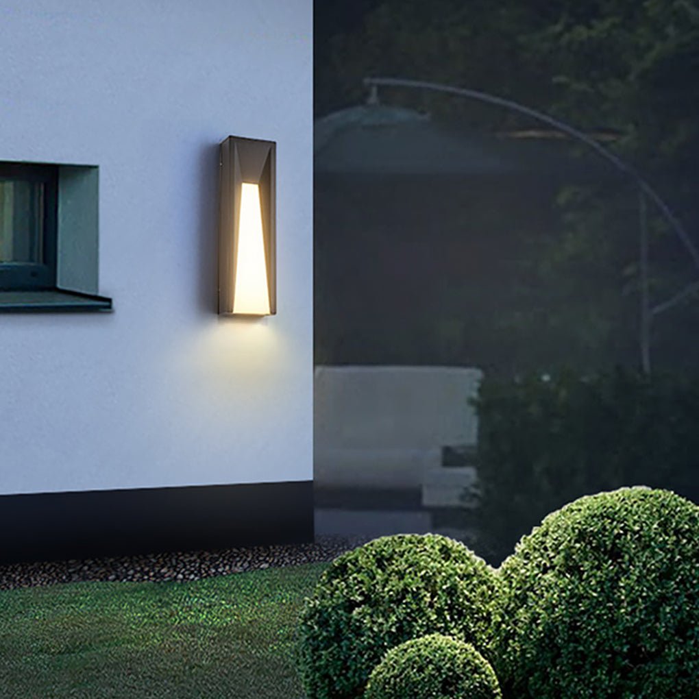 Arched Black LED Outdoor Wall Light - Modern Waterproof Design