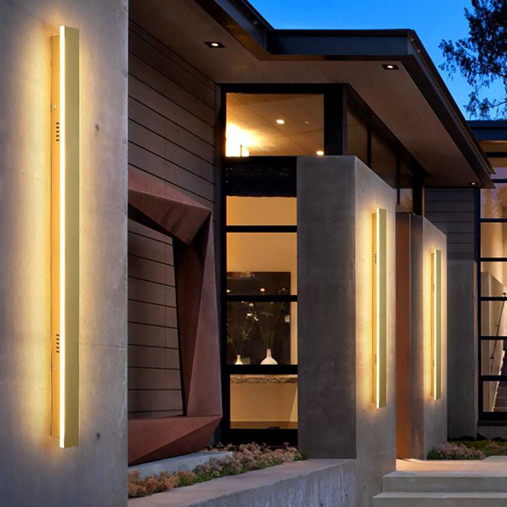 Modern Linear LED Outdoor Wall Light - Waterproof & Rust-Proof