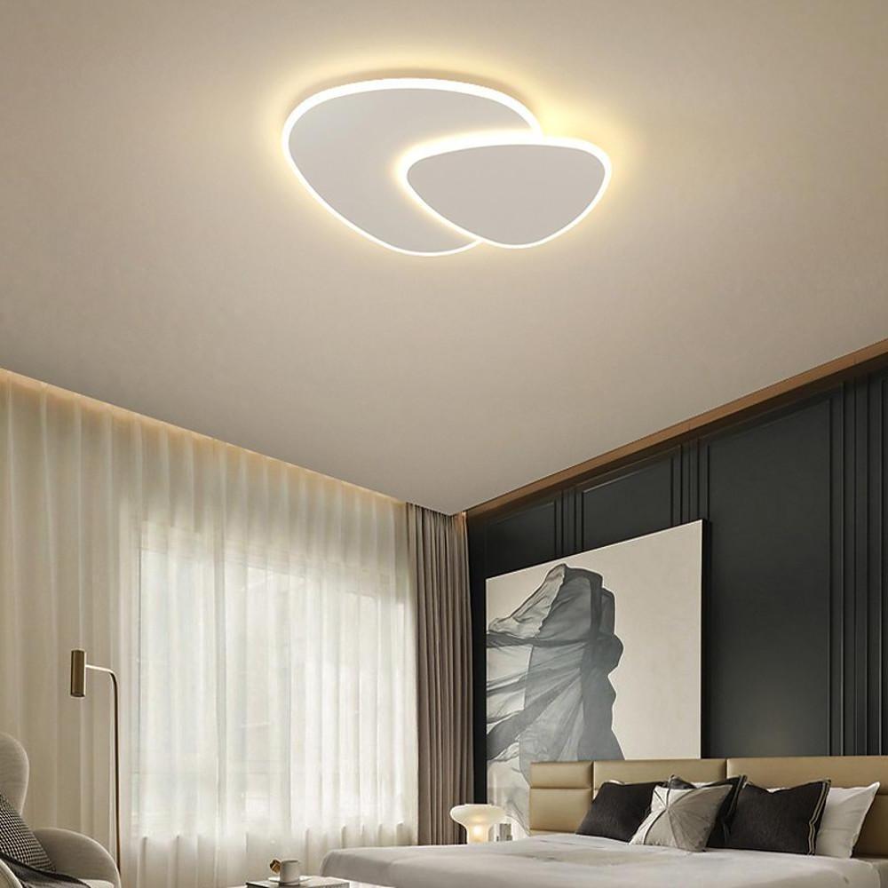 Geometric LED Flush Mount Ceiling Light - Modern White Acrylic