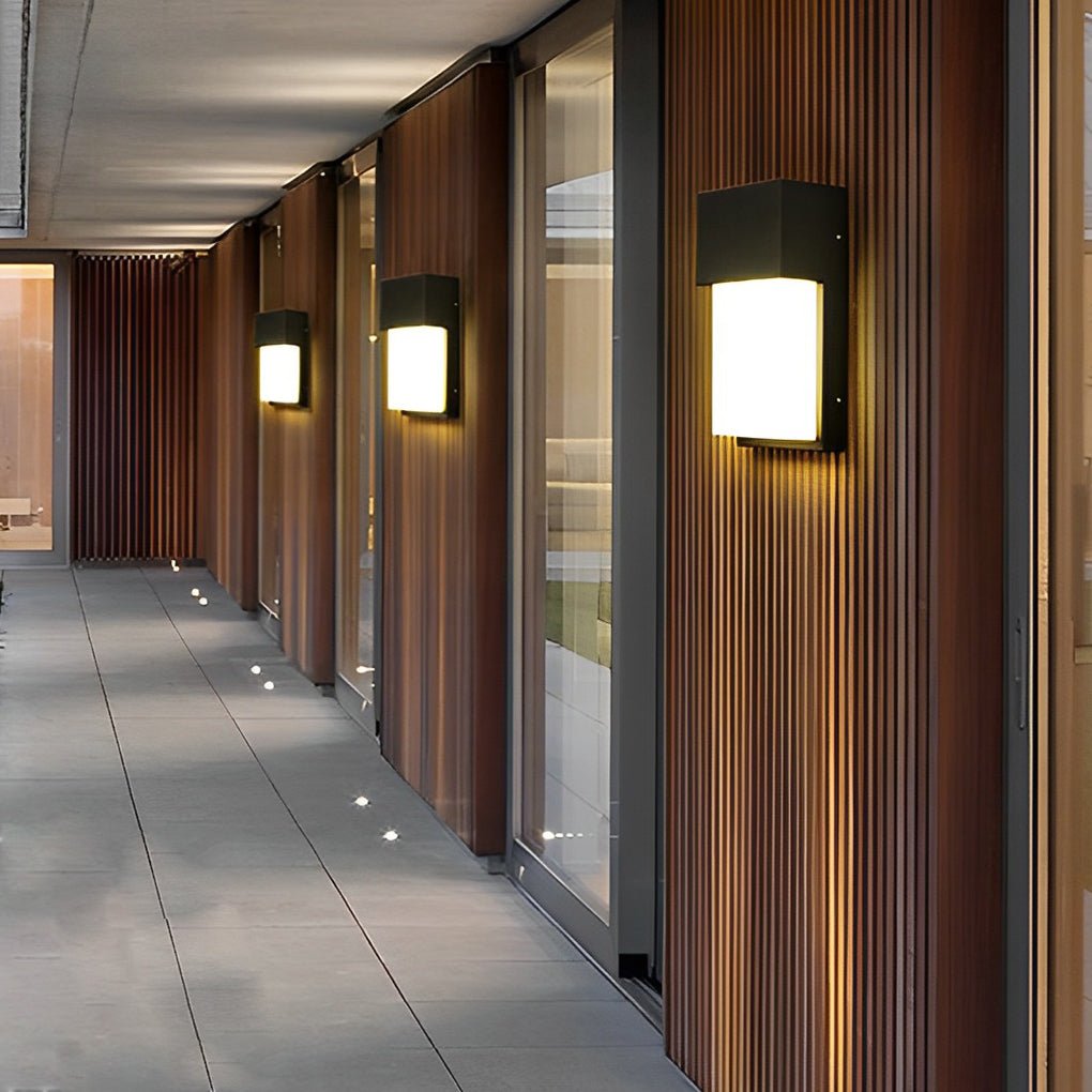 Modern Rectangular LED Outdoor Wall Light - Black Aluminum 10W