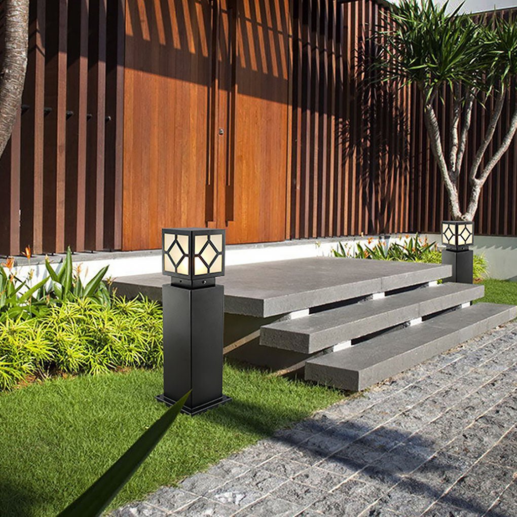 Solar-Powered Square Bollard Light Industrial Glass Outdoor Lighting